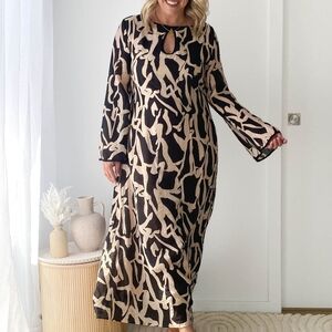 Black and Cream Maxi Dress Long Sleeve